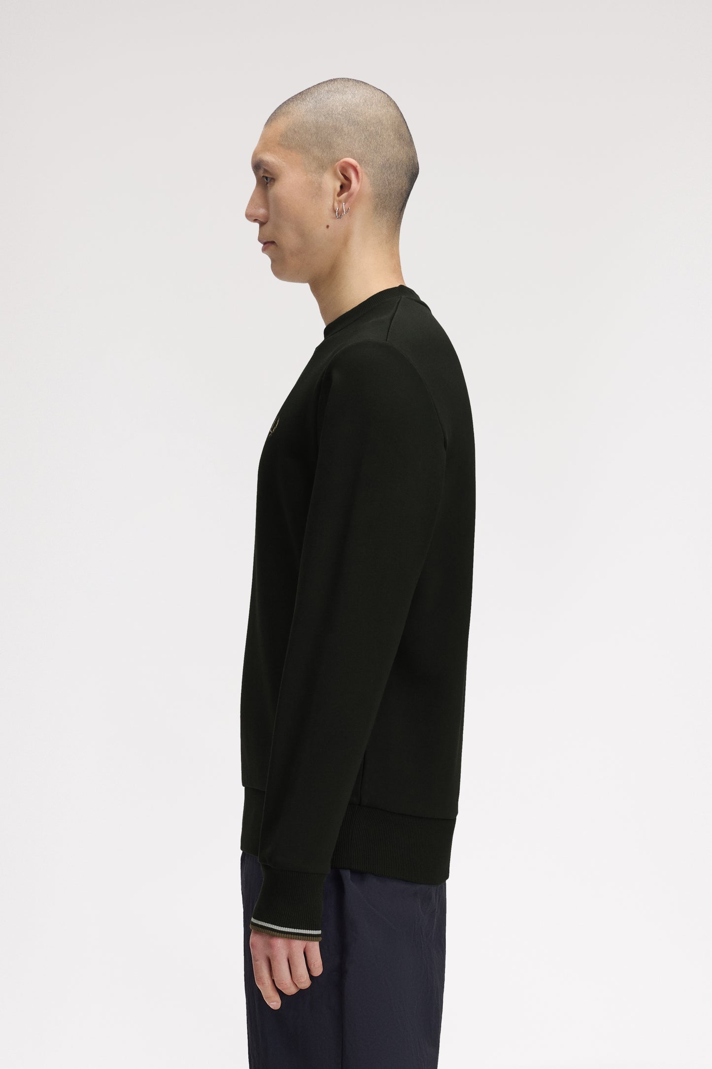 Fred Perry sweater M 7535 kleur 78c green
