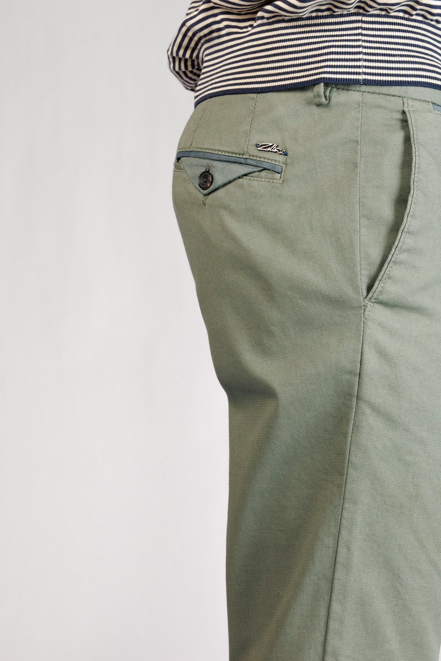Zilton Magnus P26, kleur 563 Dark Olive