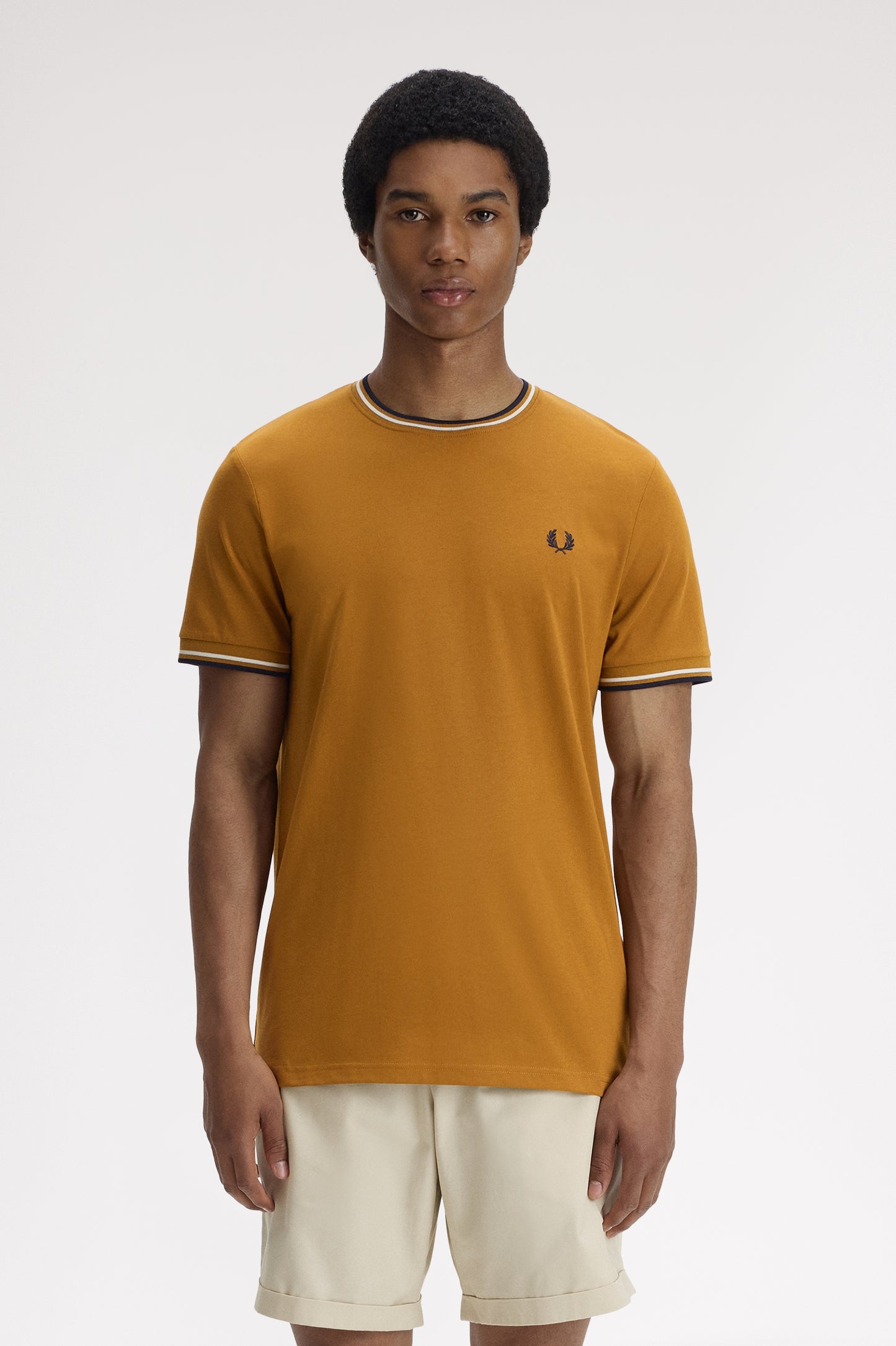 Fred Perry tshirt M 1588 kleur V46 caramel