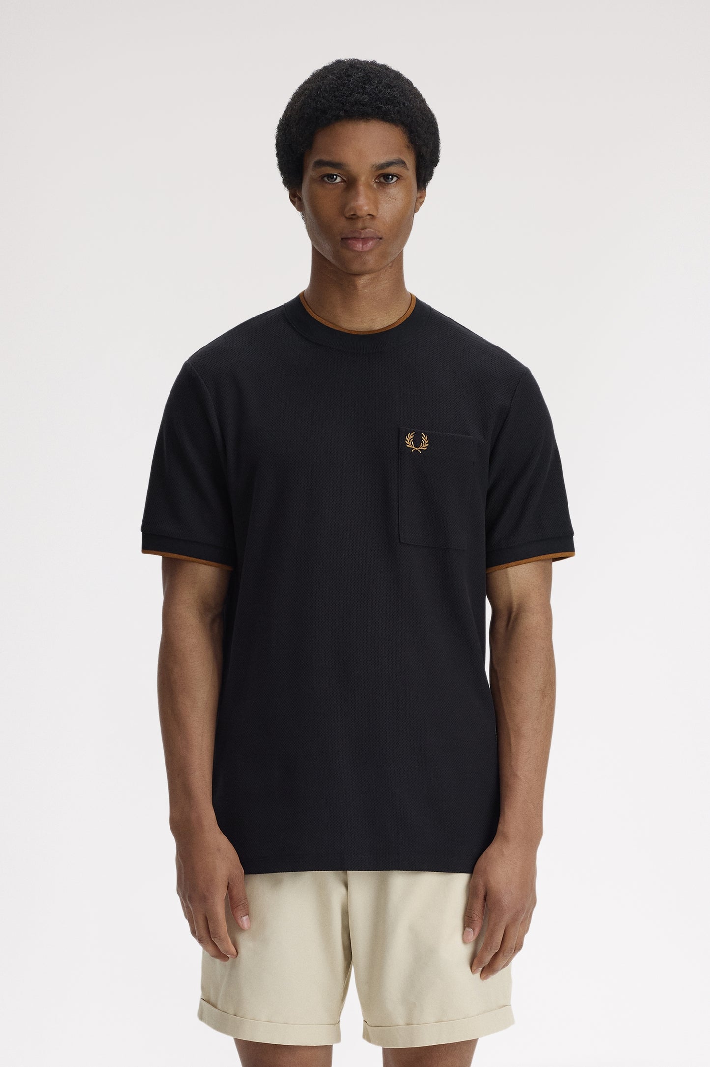 Fred Perry tshirt M 2395 kleur 102 black