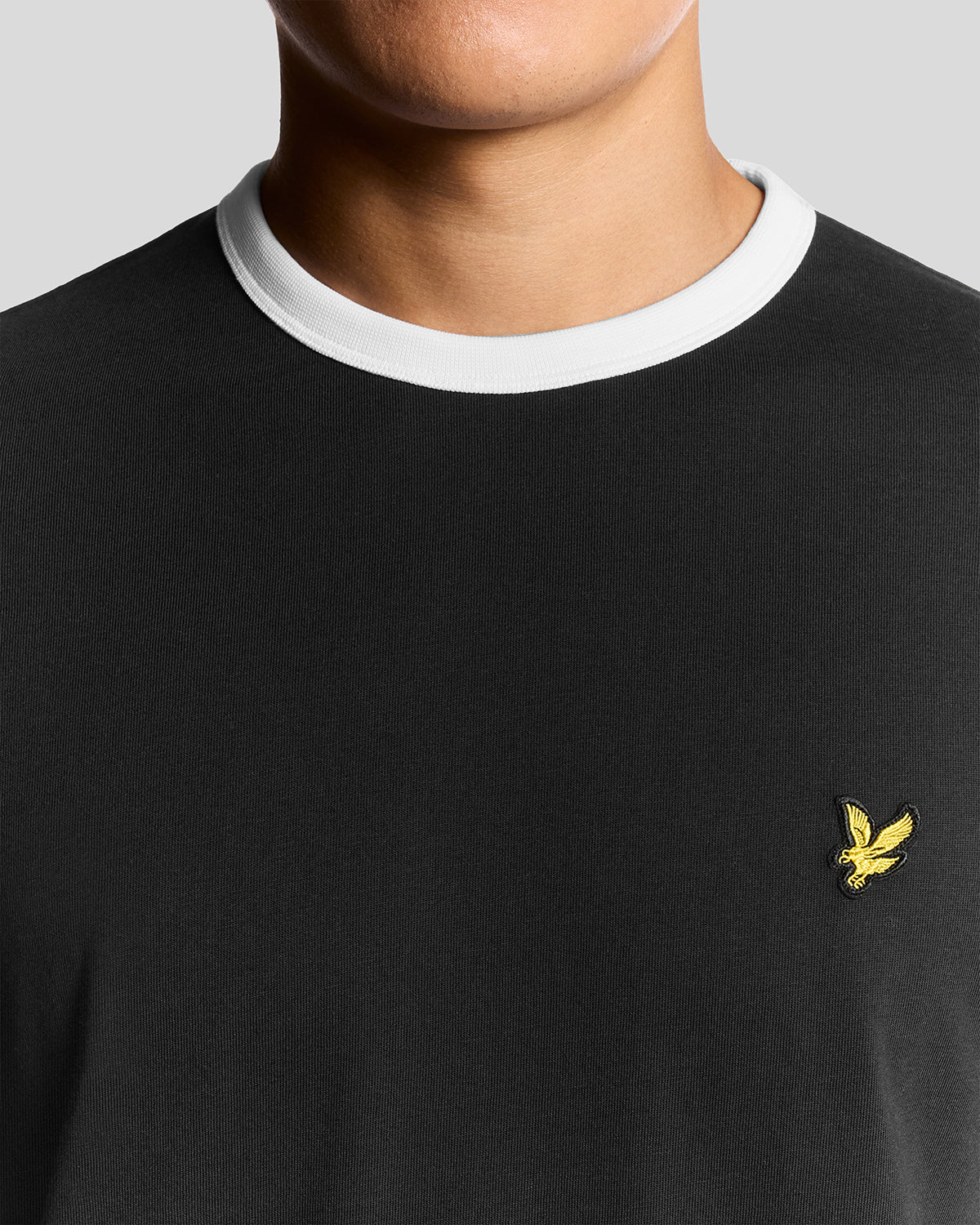 Lyle & Scott tshirt contrast TS 2201 V kleur W189 zwart